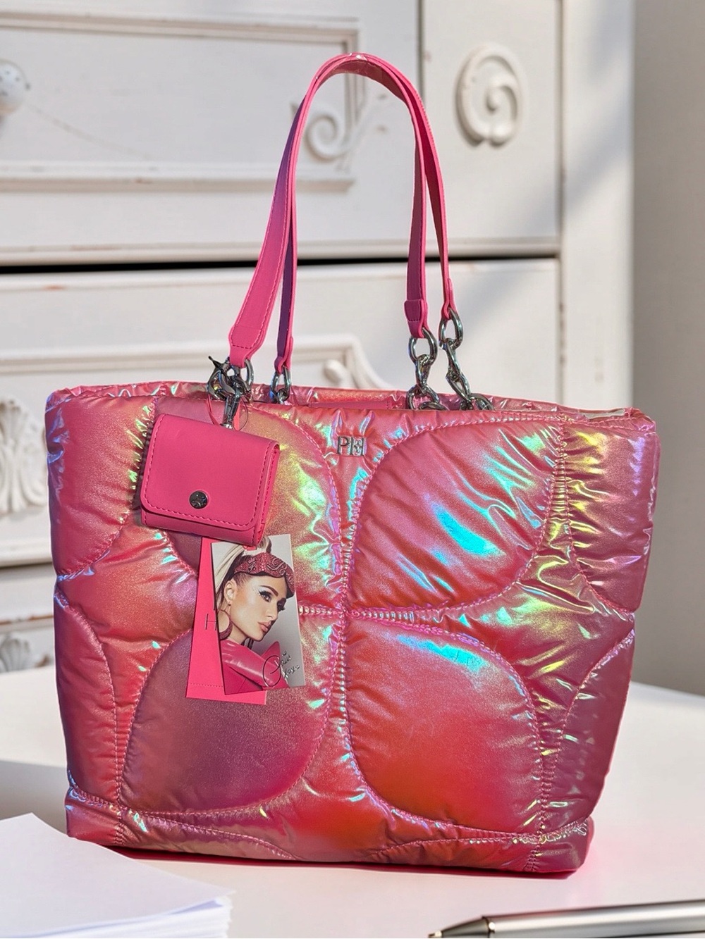 Paris Hilton NWT Casson Pink Puffy Quilted Oversized Tote with Chain Strap P262